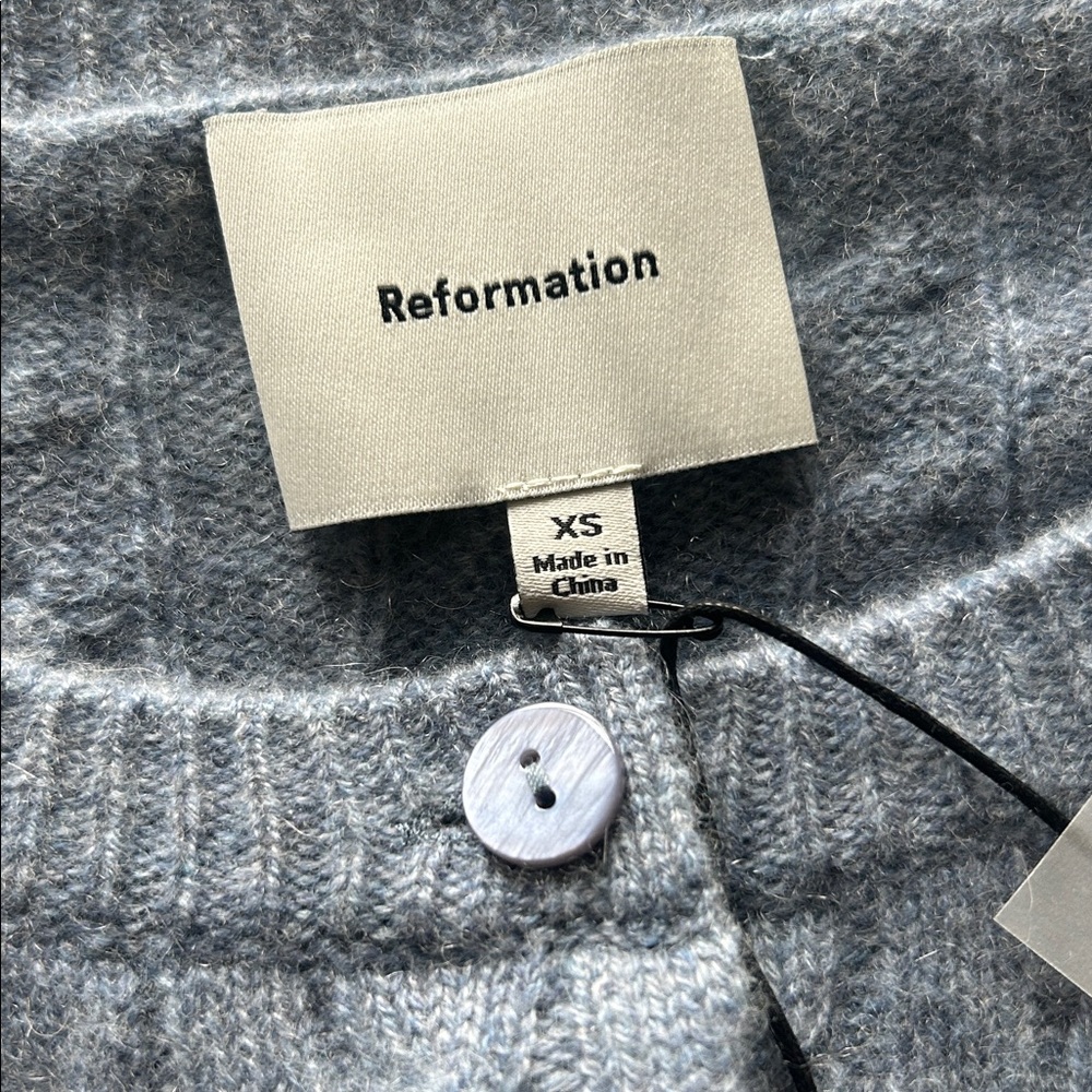NWT Reformation Clara Cardigan Blue Cable Knit 100% Cashmere XS - Picture 6 of 6